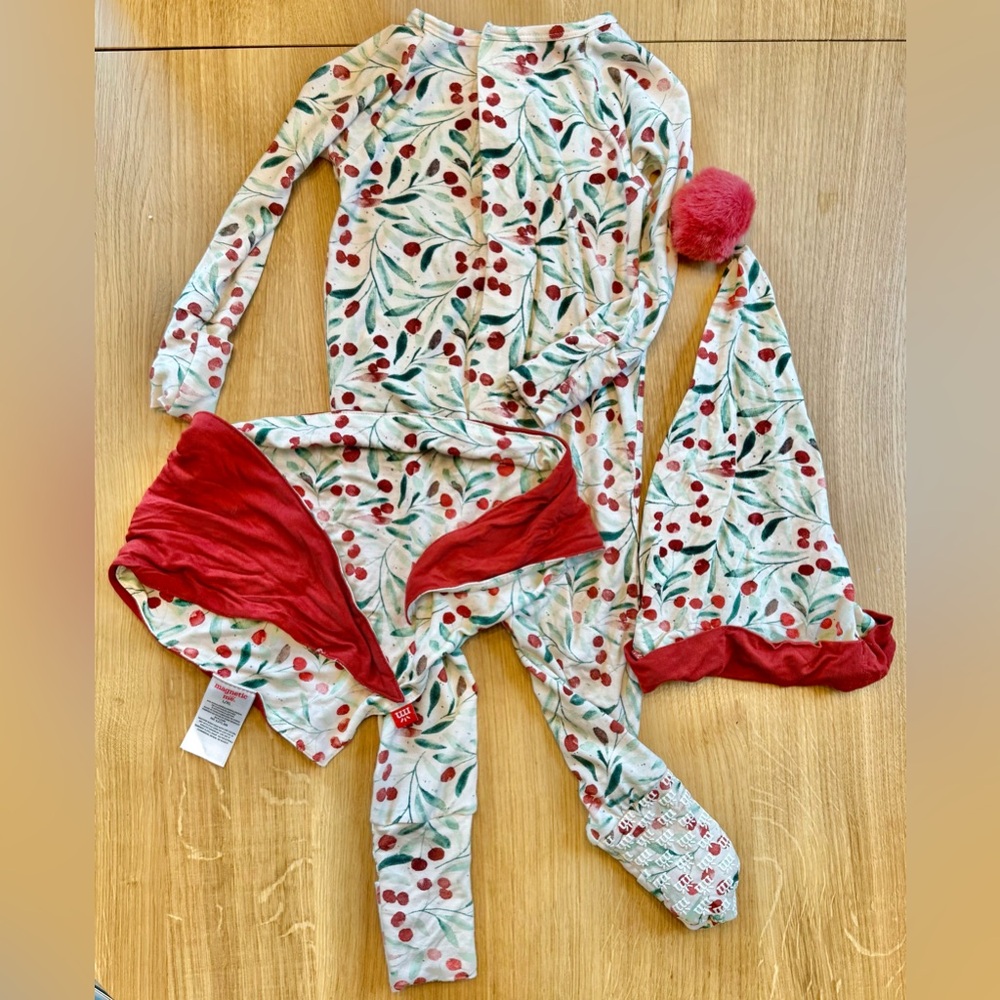 Magnetic Me Holly Berry Print Pajama Set with Hat and Dog Bandana